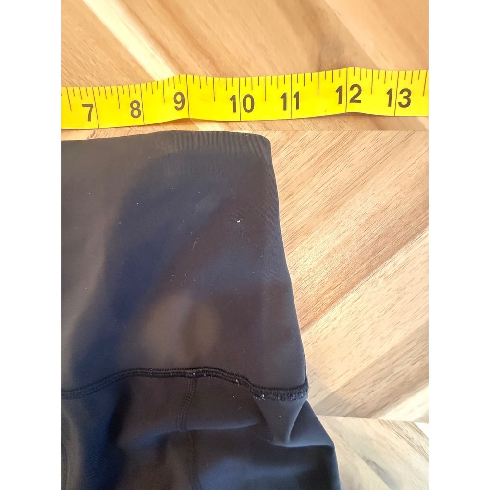 Lululemon Black Scalloped Hem Wunder Under High Rise Legging Size 2 Crop Sporty - Picture 5 of 7